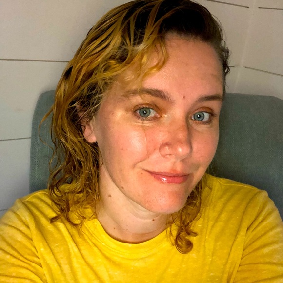 Meet your Posher, Eva - Picture 2 of 9